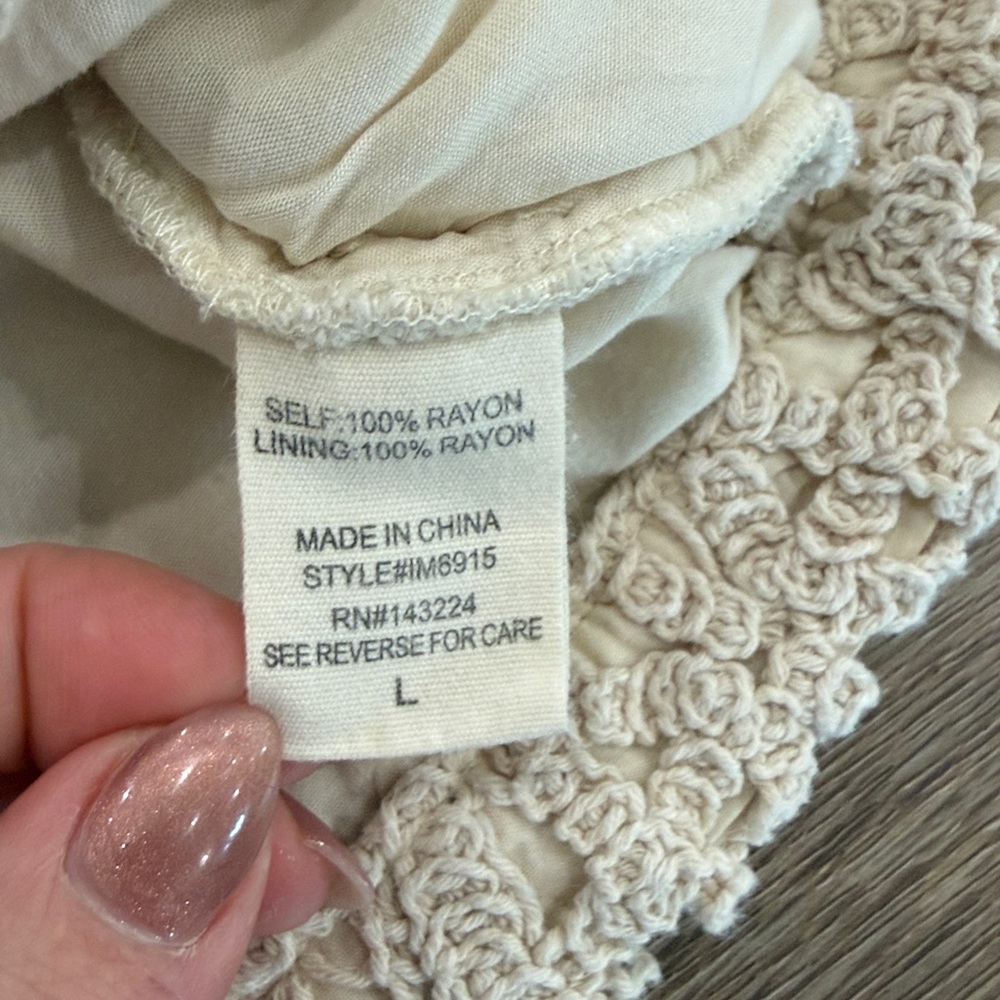 ILLA ILLA Handcrafted Crochet Cream Top. Cowgirl western cottage core - Picture 4 of 4